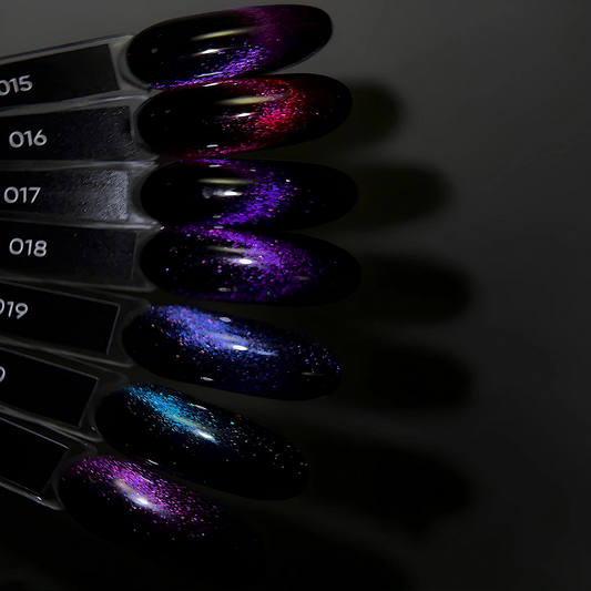 Dark Gel Polish Cat Eye №15